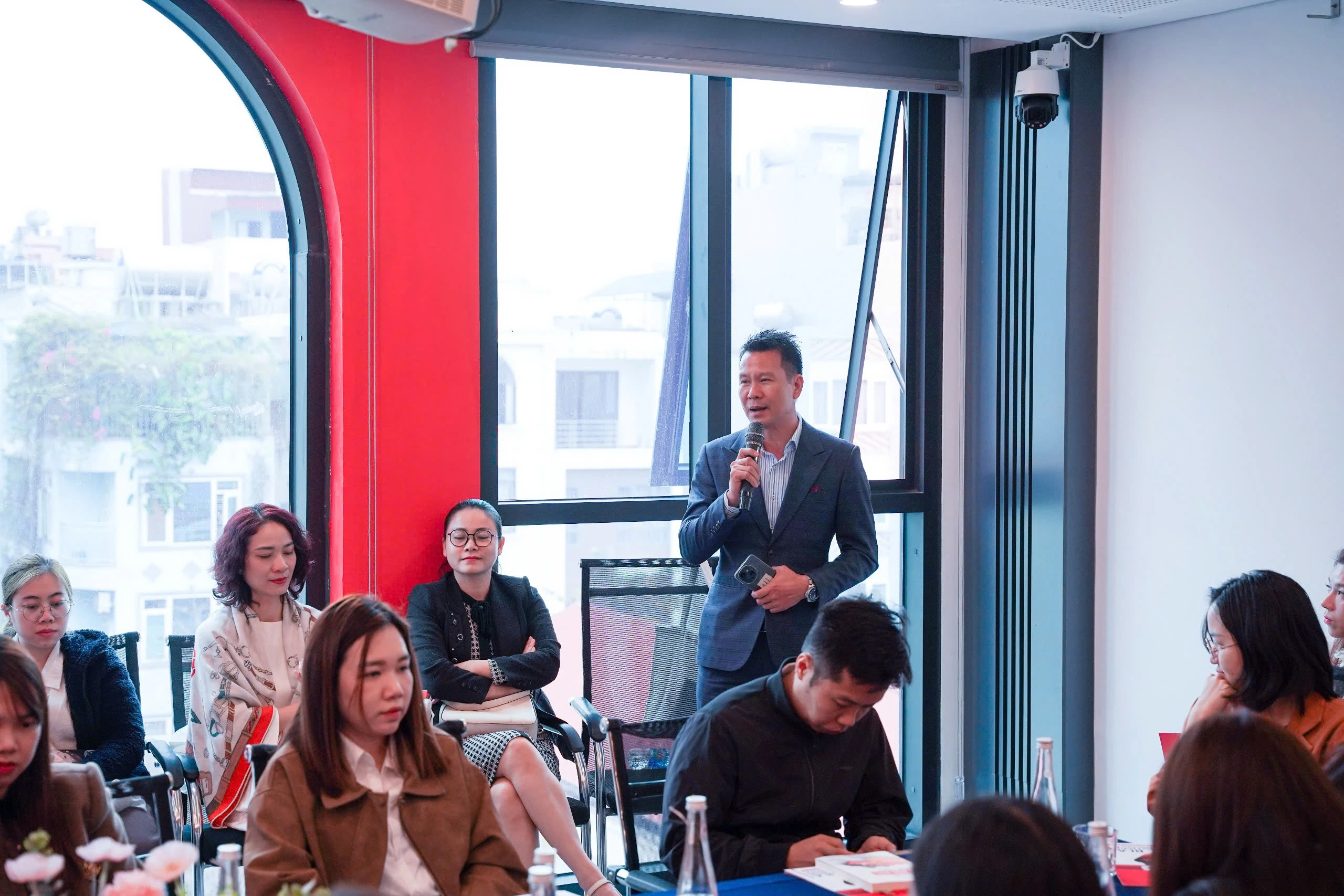 Ông Trịnh Khắc Tiệp - Đại diện Du học Panda chia sẻ